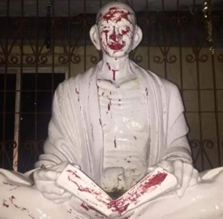  Mahatma Gandhi's statue defaced in Odisha's Talcher