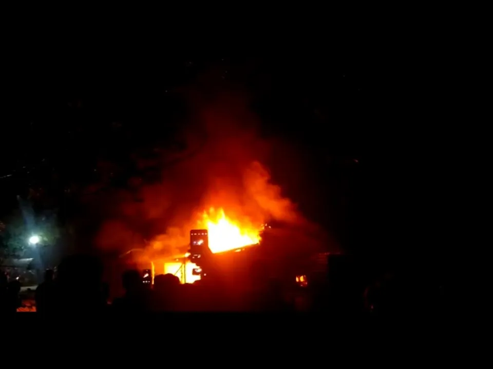  Diwali tragedy: Drunk man, son fall off bridge in Odisha; liquor shop set on fire