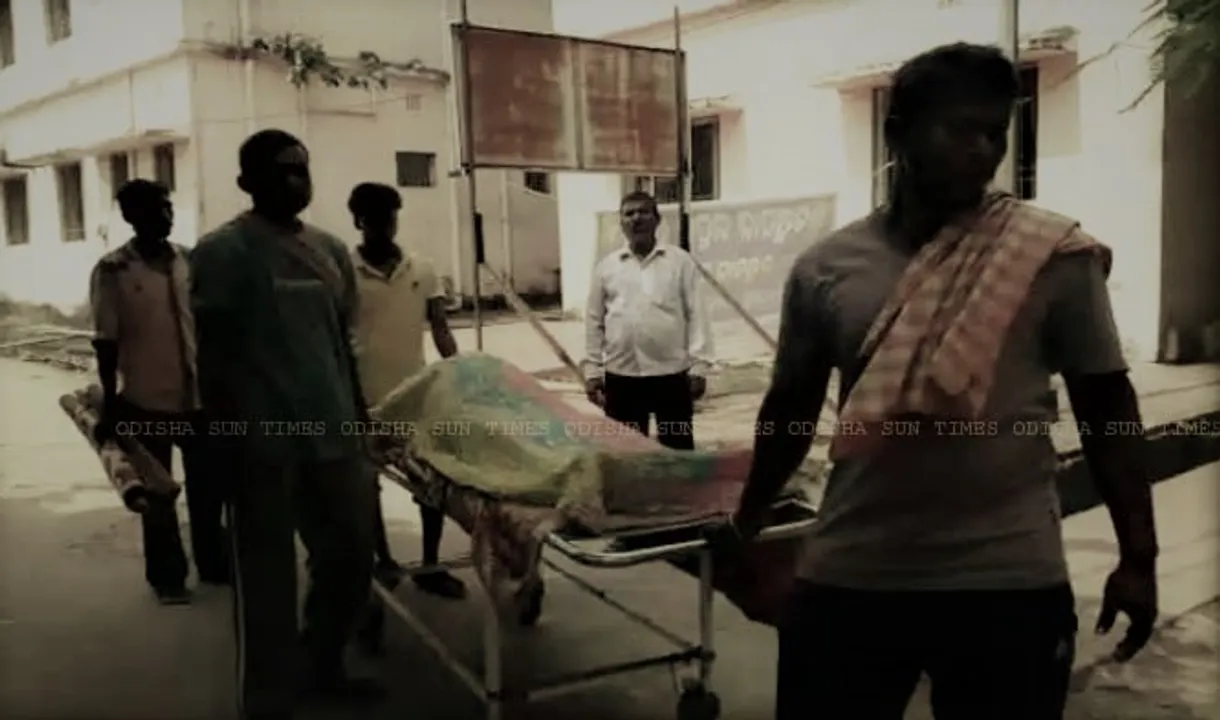  Odisha: Pregnant woman, unborn child die as ambulance runs out of fuel