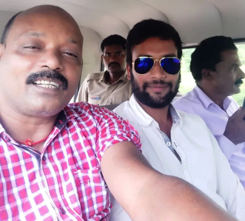  Odisha cop suspended for clicking selfie with murder accused