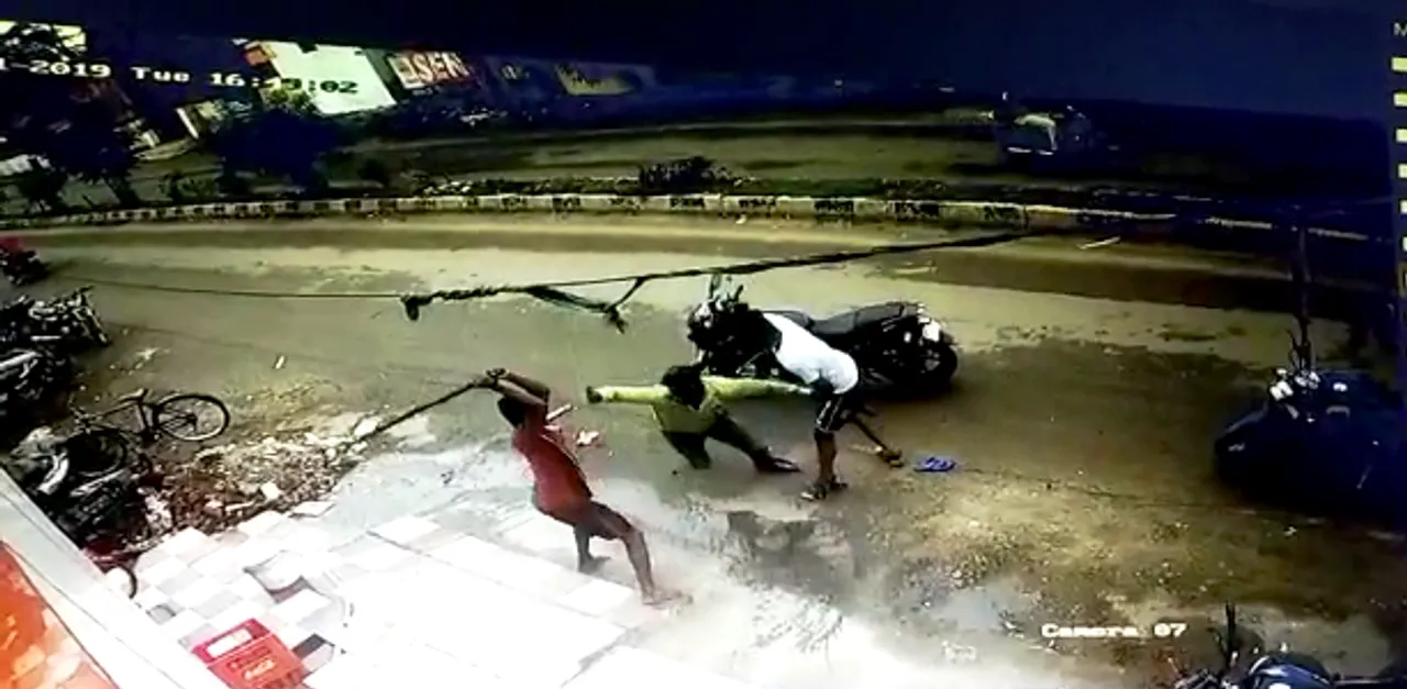  Caught on CCTV: Hooligans bash youth with cricket stumps in Odisha [Watch] 