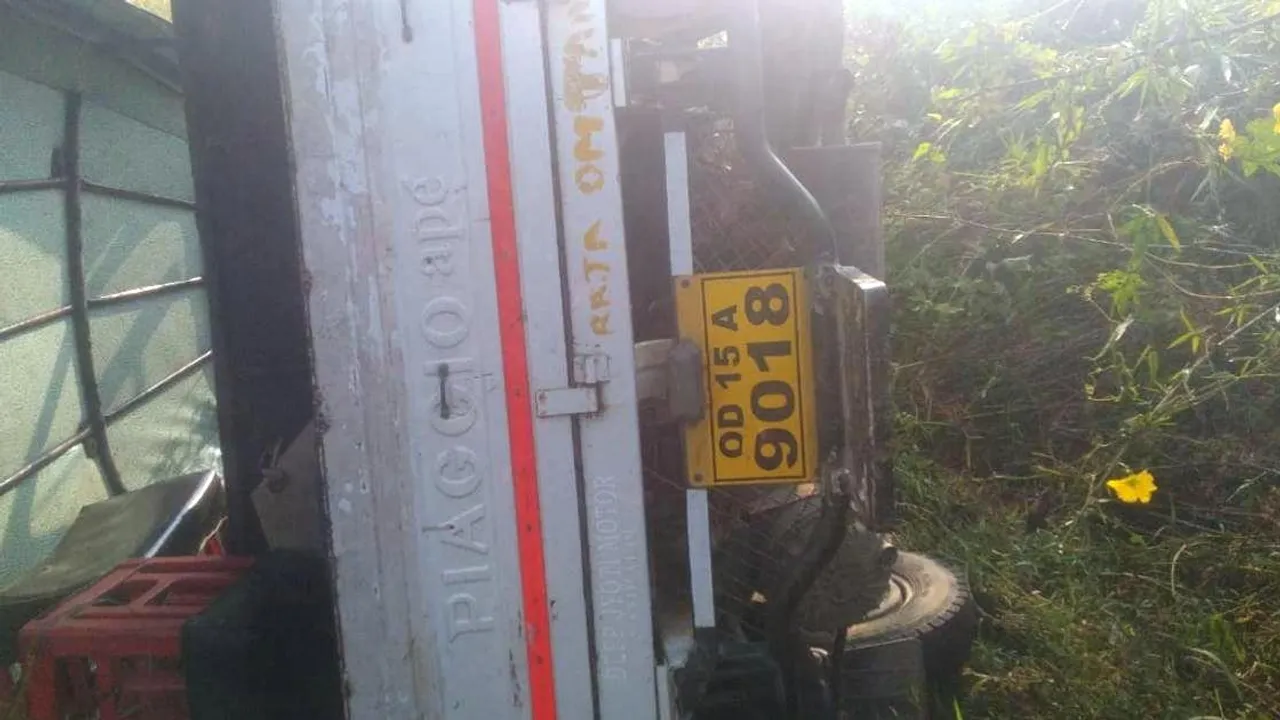  Auto-rickshaw carrying farm labourers overturns in Odisha's Sambalpur; one dead