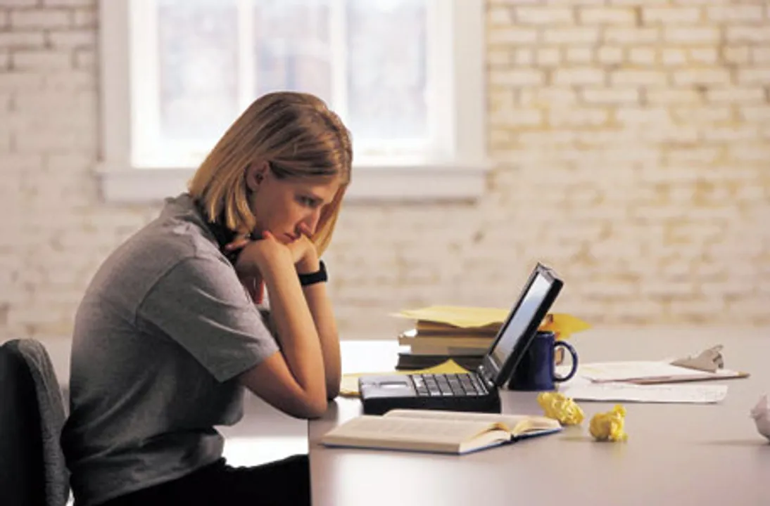  Multitasking makes teens feel both positive and negative
