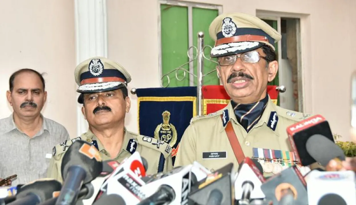  Senior IPS officer Abhay assumes charges as Odisha DGP