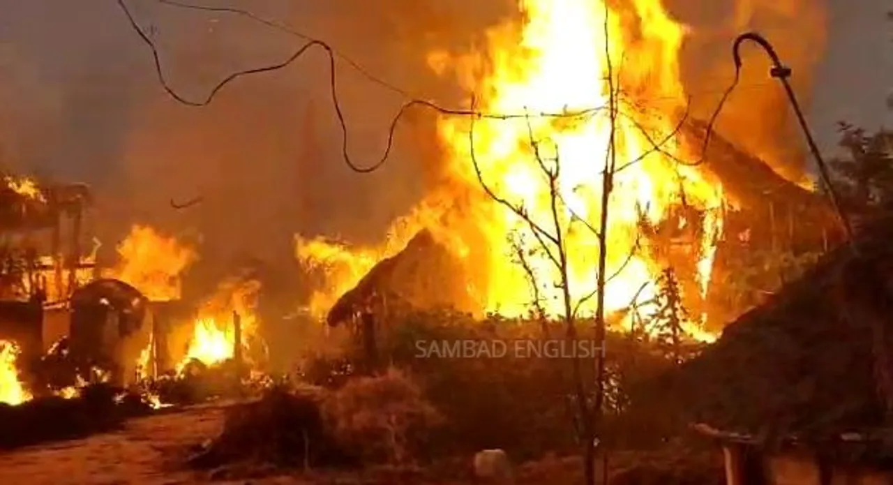 Fire mishap: Over 30 houses reduced to ashes in Odisha's Ganjam