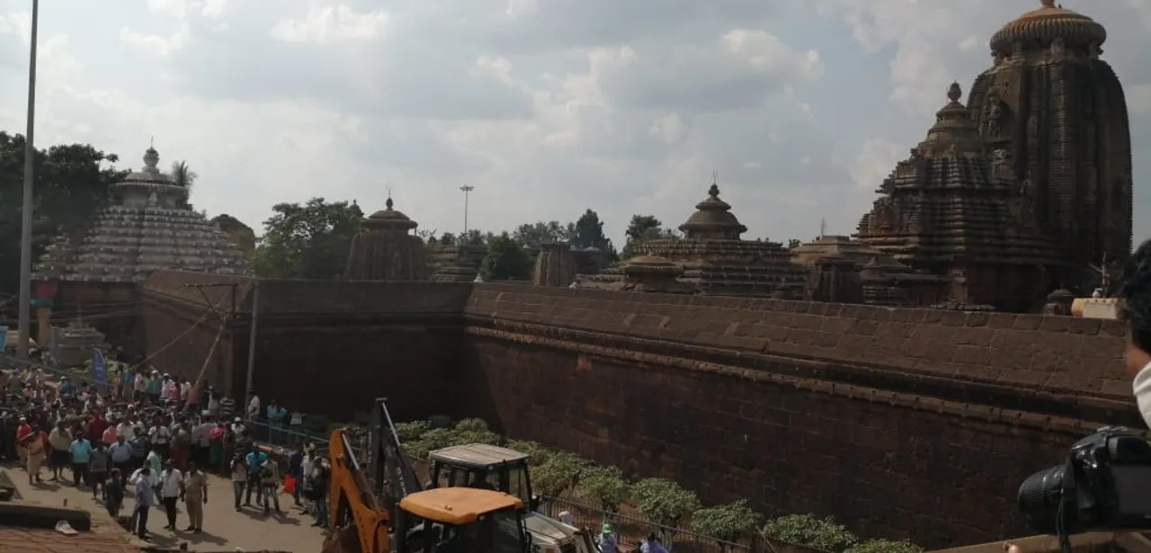  Lingaraj Temple beautification: BMC assures rehabilitation for oustees