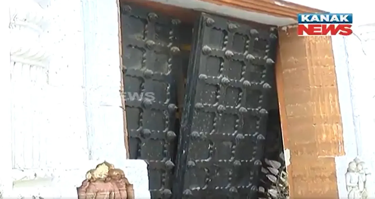  Cash looted from Jagannath Temple hundi in Sundargarh