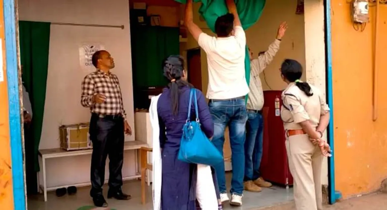  Nabarangpur administration seals two illegal clinics