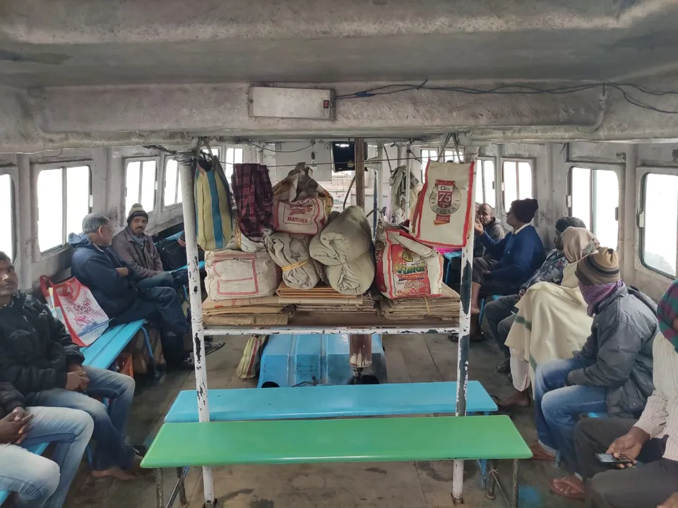  Dense fog: 30 passengers on motorboat stranded in sea off Odisha coast
