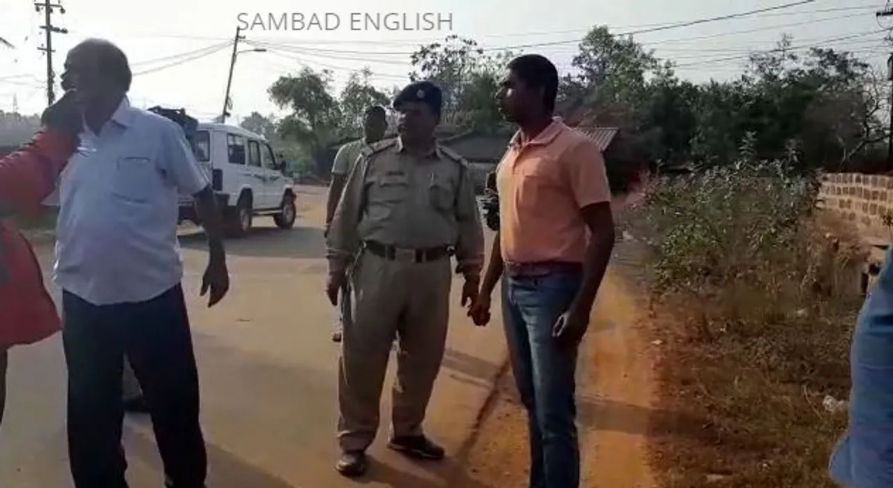  Miscreants loot over Rs 23 lakh at gunpoint in Odisha's Khordha