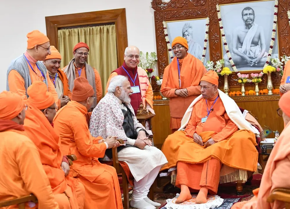 PM Modi spends night at Belur Math