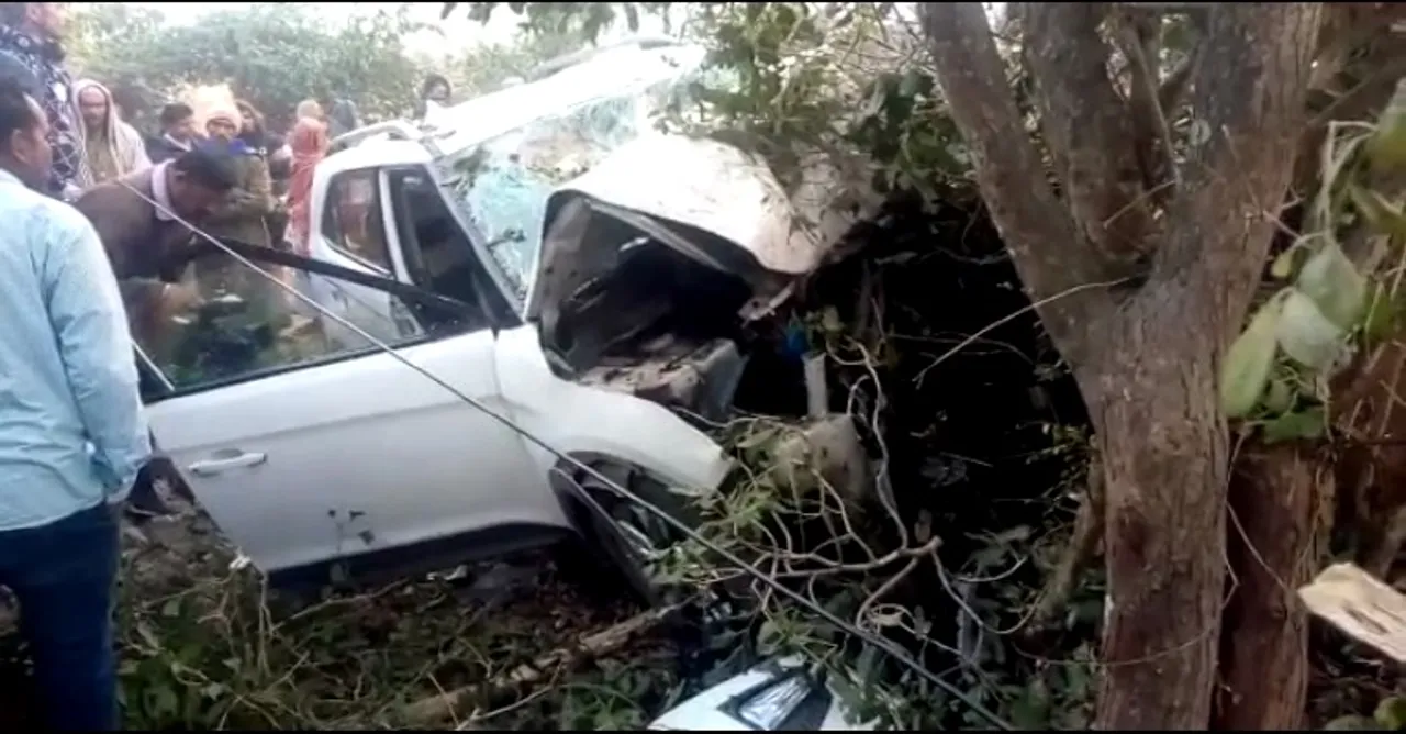  Tragic! 3 of family, driver killed in car accident in Odisha