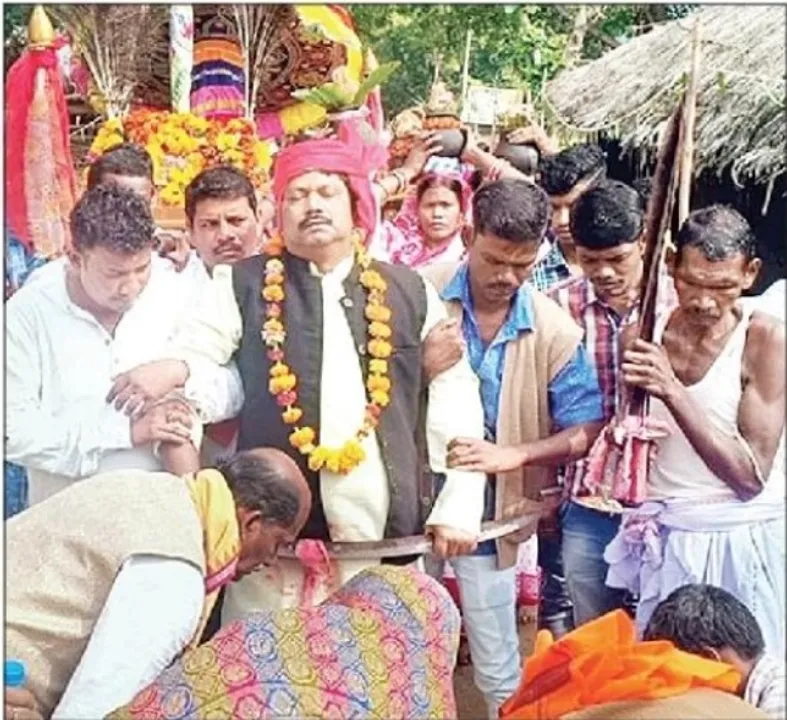  Shocking! MLA gets possessed by Goddess in Odisha