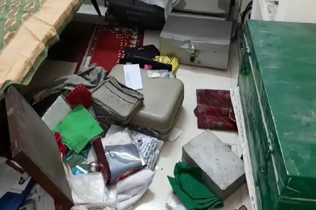  Armed robbers lock family in room, flee with cash, gold in Cuttack