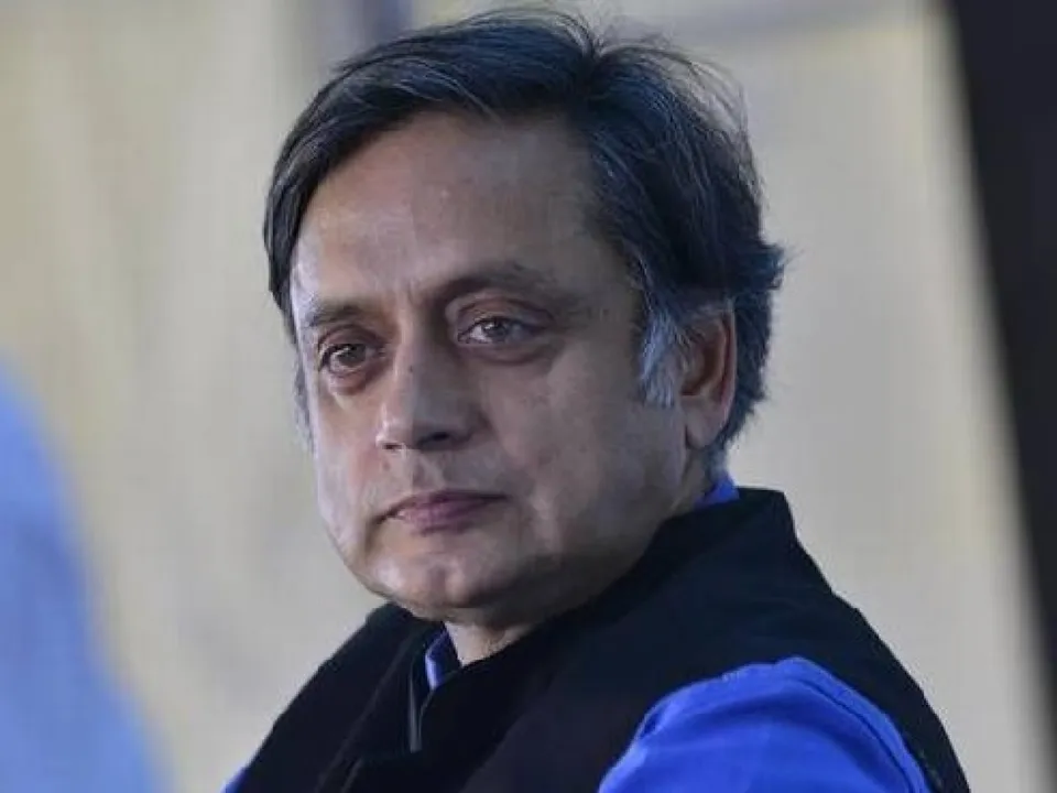  Delhi court allows Shashi Tharoor to travel abroad