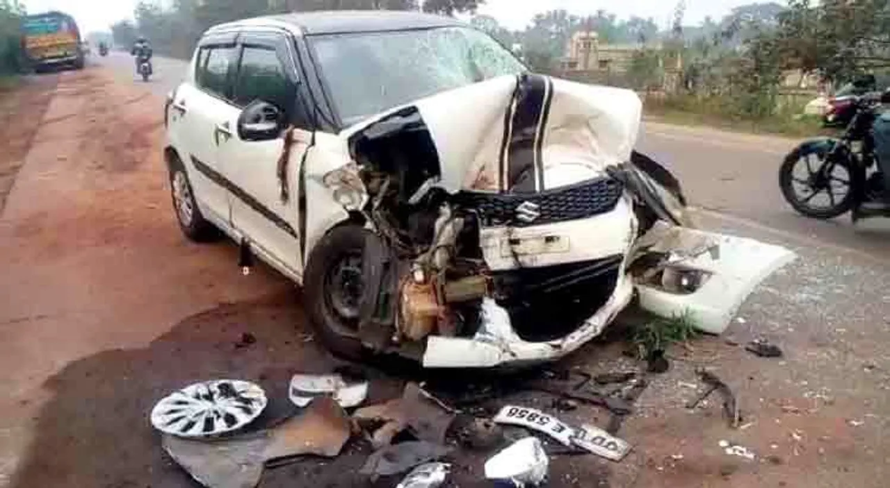  One dead, 3 hurt in car-truck collision on way to Cuttack  
