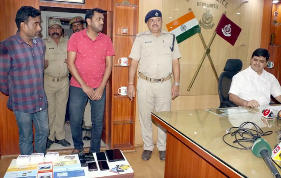  Two held for duping people with job offer in Odisha