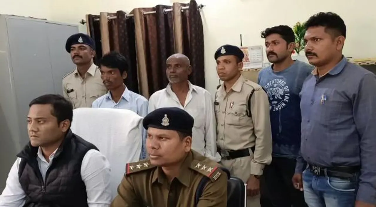  Odisha: Father-son duo arrested by C'garh police for killing family member