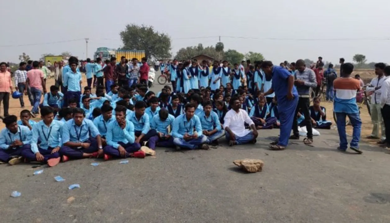  Student killed in road mishap in Odisha's Balangir; vehicular traffic hit