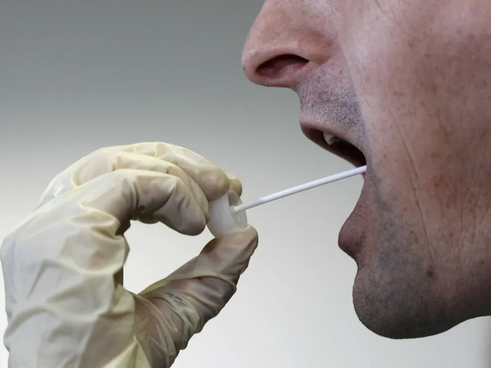  Saliva can predict excess body fat in teenagers