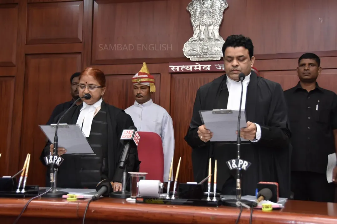  Sanjeeb Panigrahi takes oath as Odisha HC Judge