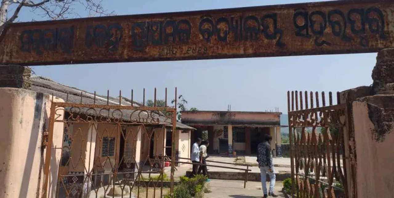  Headmaster engages students as wage labourers in Odisha