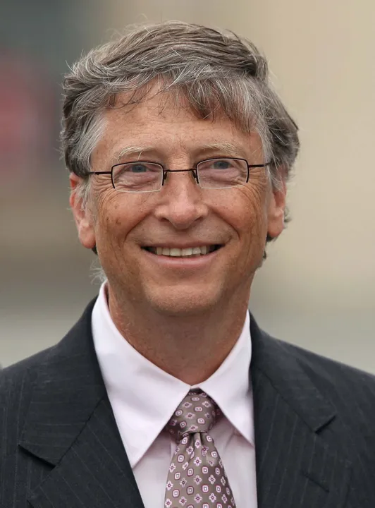  Bill Gates steps down from Microsoft board