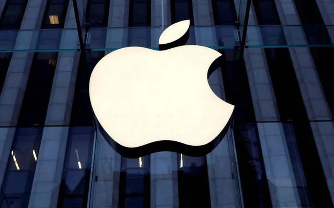  Apple to launch 12.9-inch iPad Pro, MacBooks by 2020 end