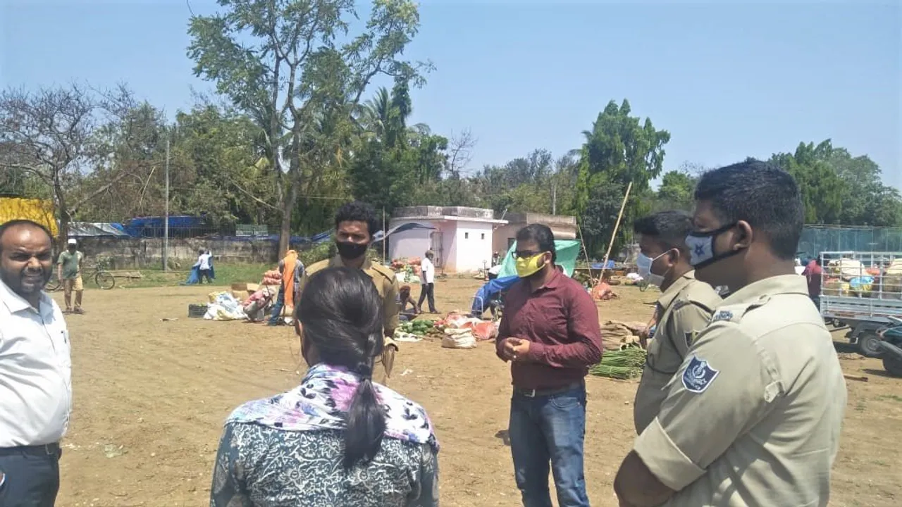  SOP issued for social distancing at markets in Odisha capital