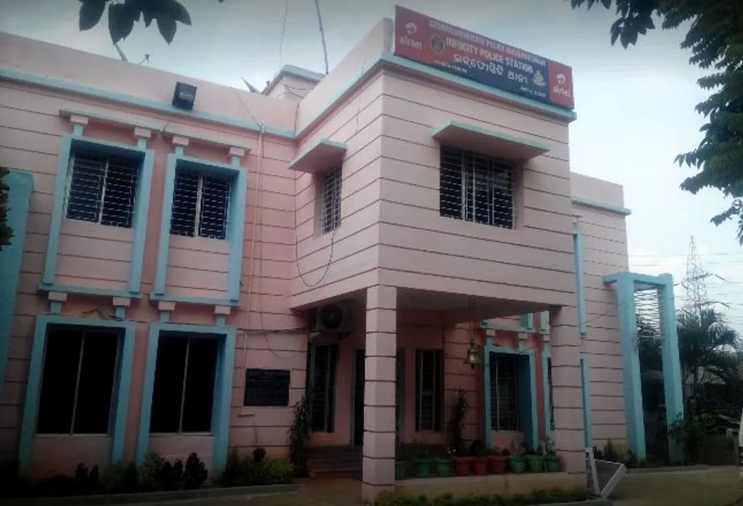  Youth found hanging from tree in Bhubaneswar, murder alleged