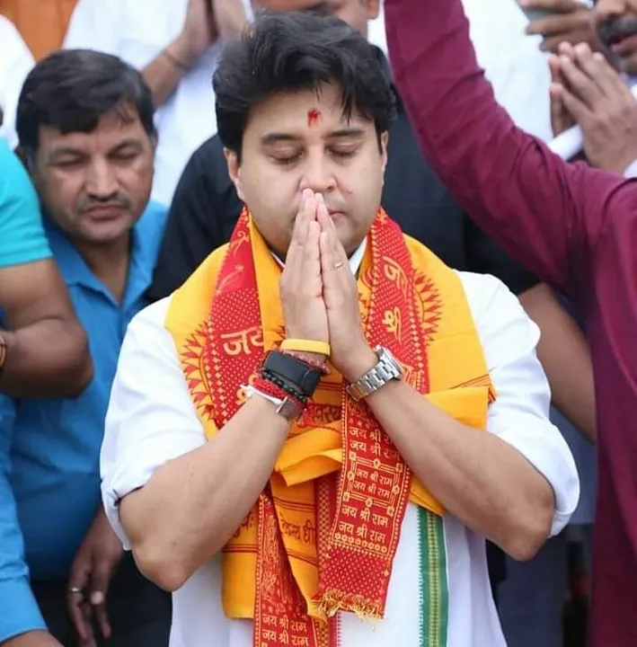  Jyotiraditya Scindia resigns from Congress