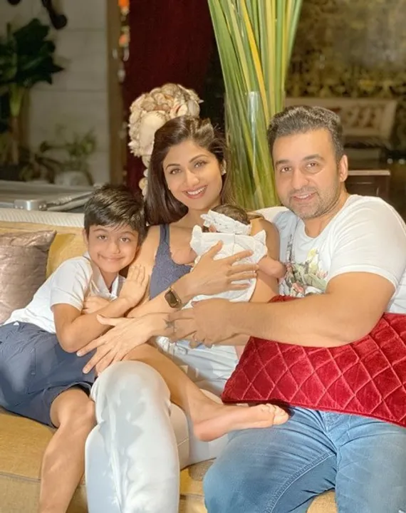  Shilpa Shetty pens a note as daughter turns 40 days old