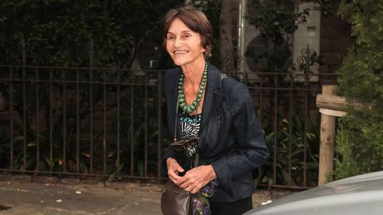  Spanish Princess becomes 1st royal to die from COVID-19