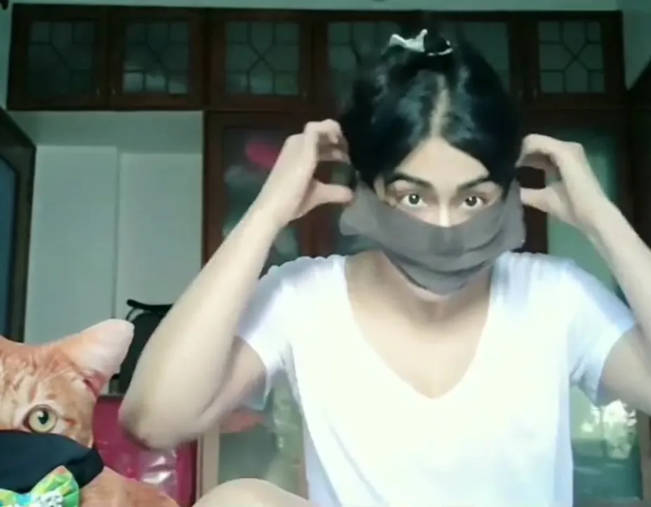  Adah Sharma gives tutorial on how to make masks at home