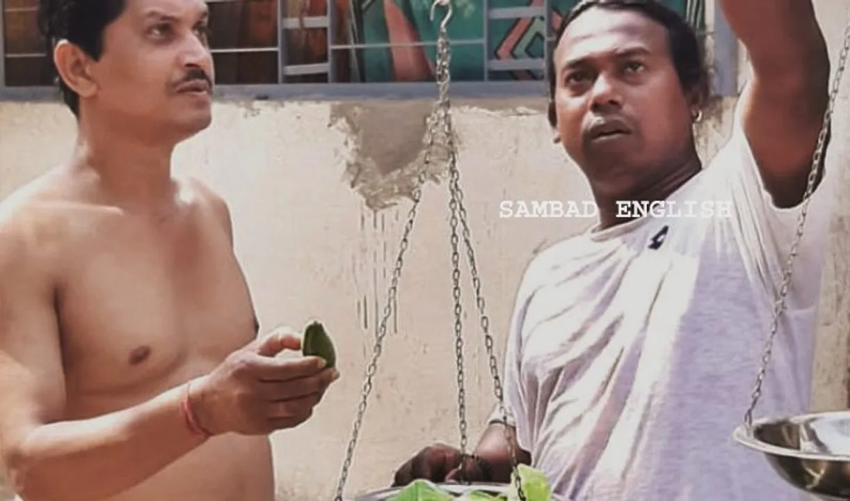  Odisha comedian selling vegetables during COVID-19 lockdown for sustenance
