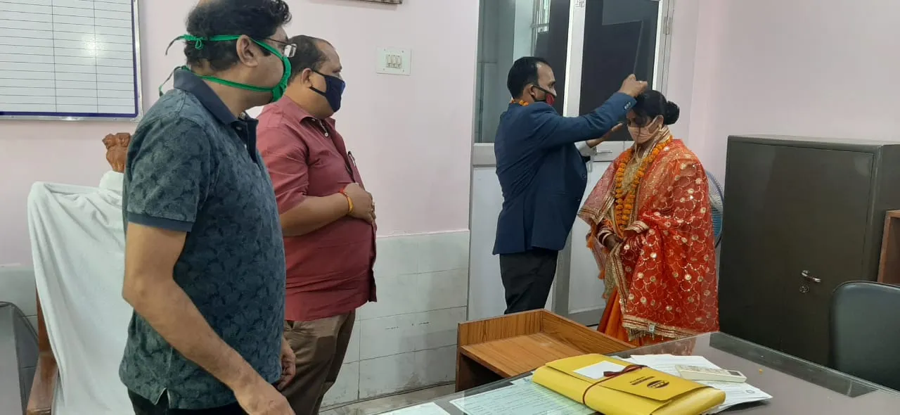  Odisha schoolteacher ties knot inside Collectorate; donates 2 months' salary