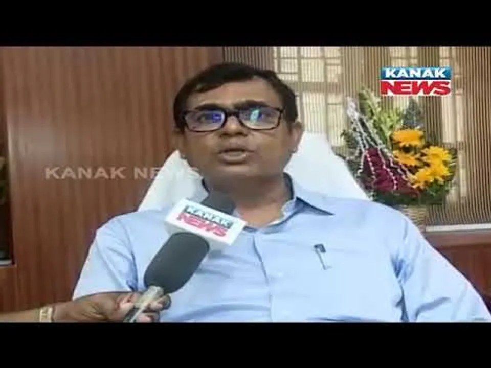  Odisha: Collector continues to work without leave after father's death
