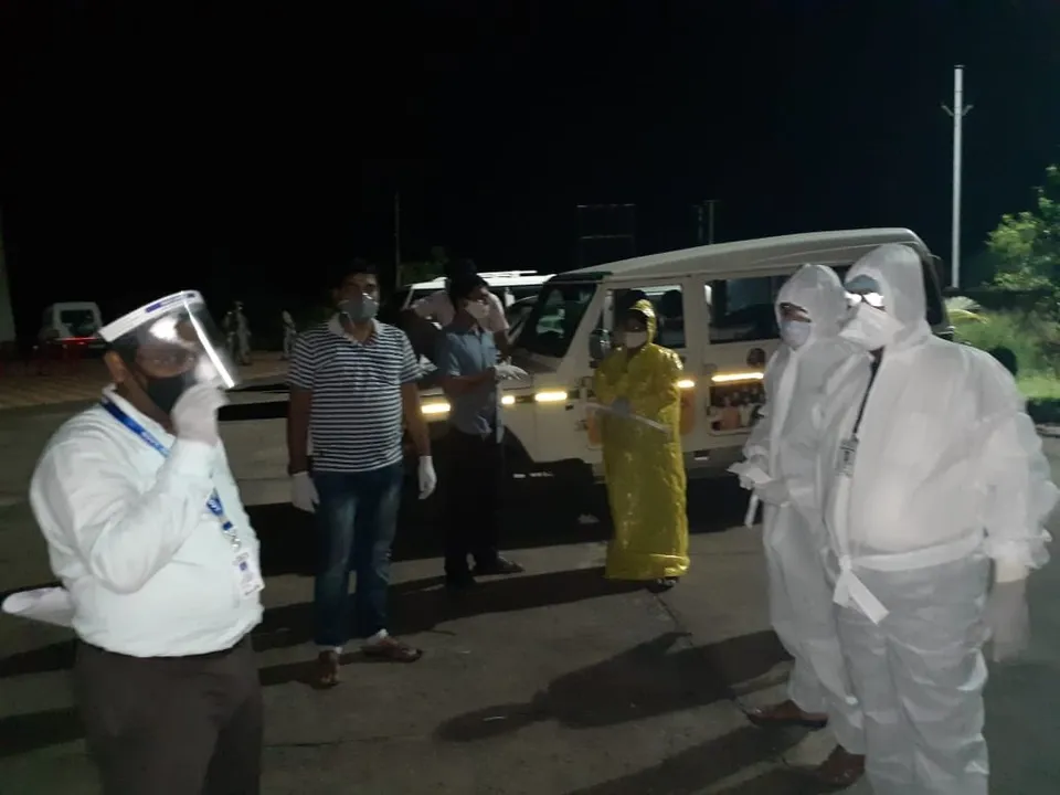  Over 200 migrants reach Odisha's Ganjam from Surat