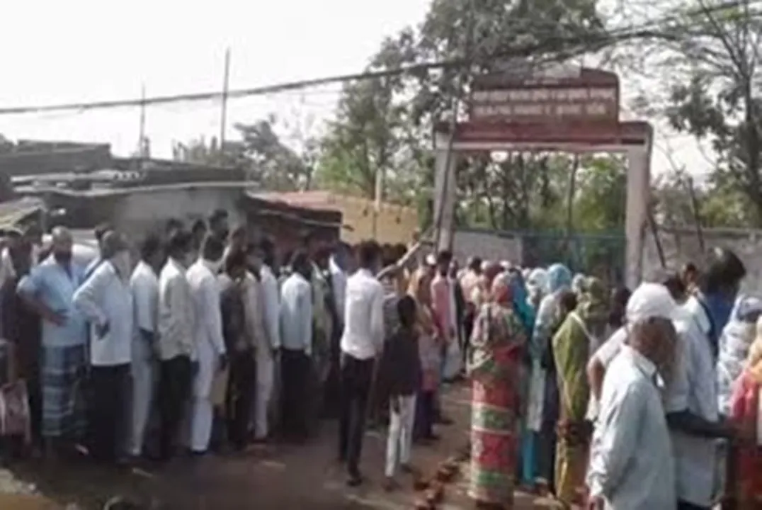  Social distancing norm goes for a toss in Odisha’s Rourkela