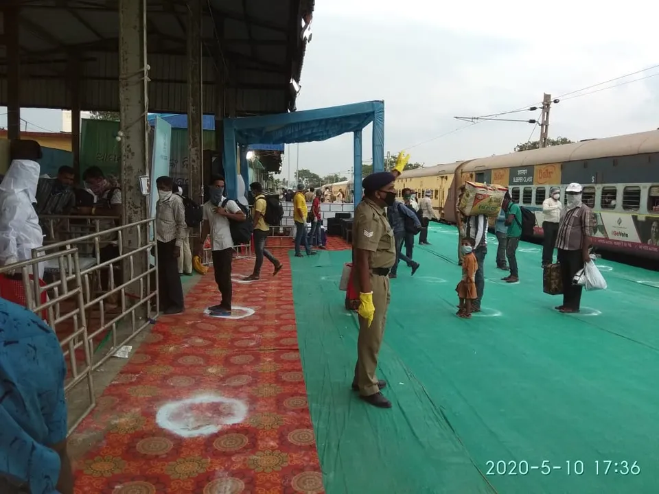  1200 stranded migrants return to Odisha from Chennai