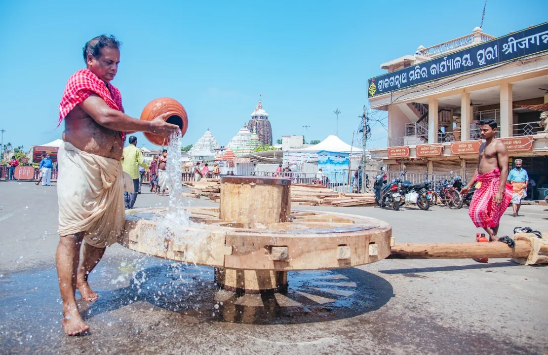  [In Pics] A glimpse of chariot making in Puri on occasion of Bhaunri Jatra