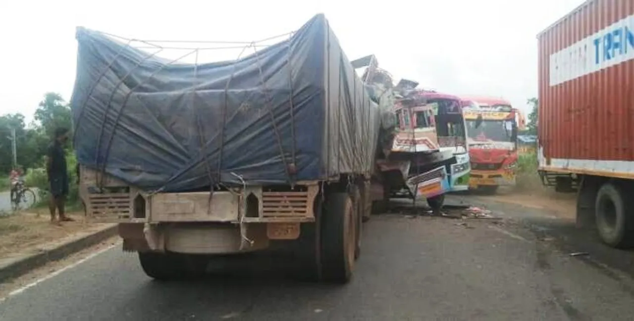  2 killed, over 10 migrant workers injured in road mishaps in Odisha