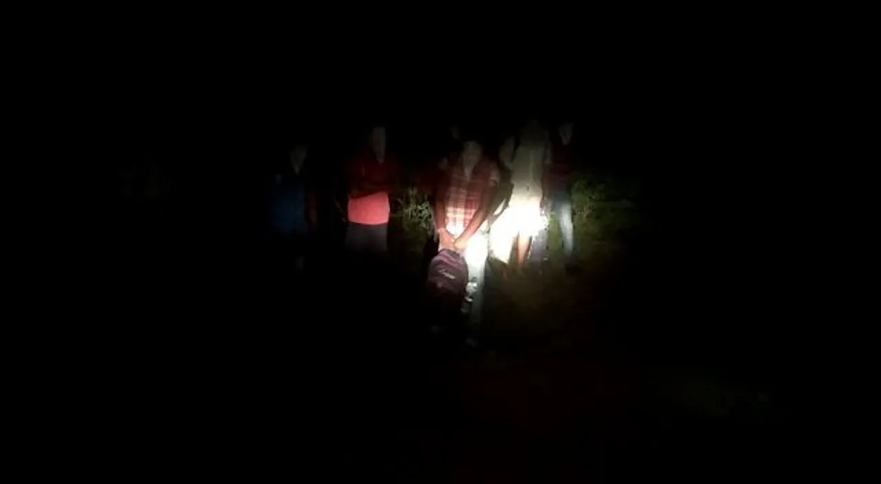  20 Odisha migrants jump off ‘Shramik Special’ train midway after pulling chain