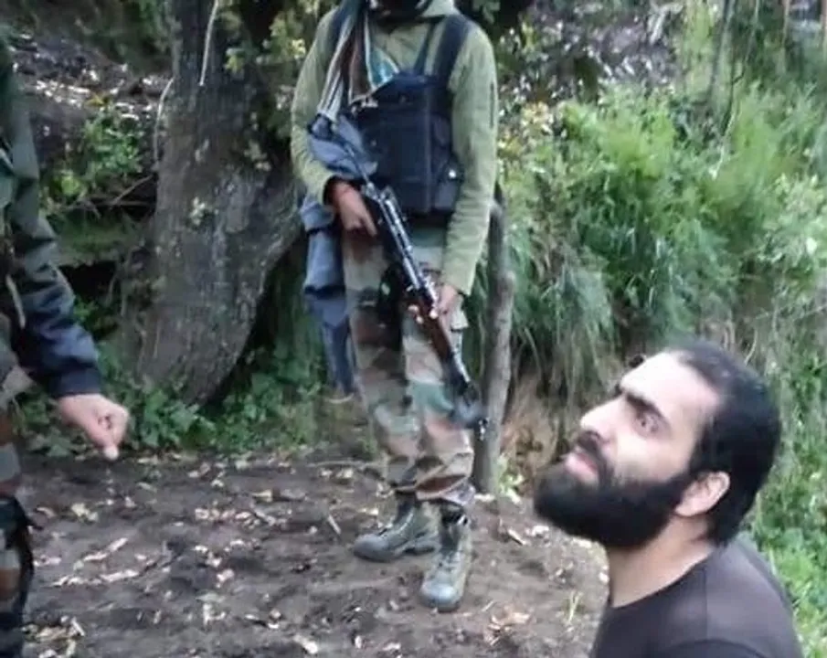  Man with links to terrorists caught in J&K
