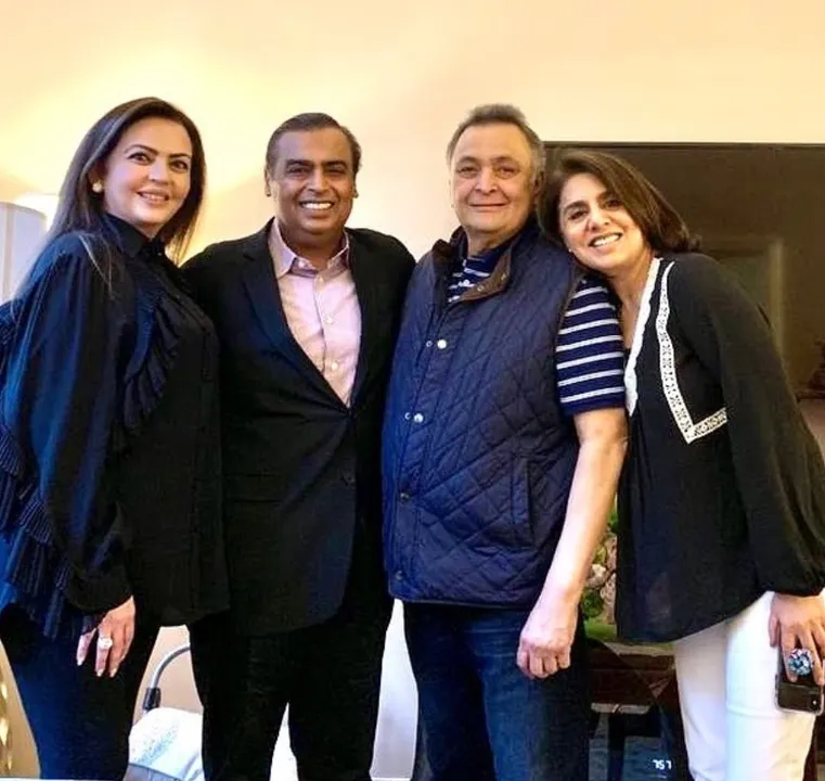  Neetu Kapoor expresses gratitude to Ambanis, calls them 'guardian angles'
