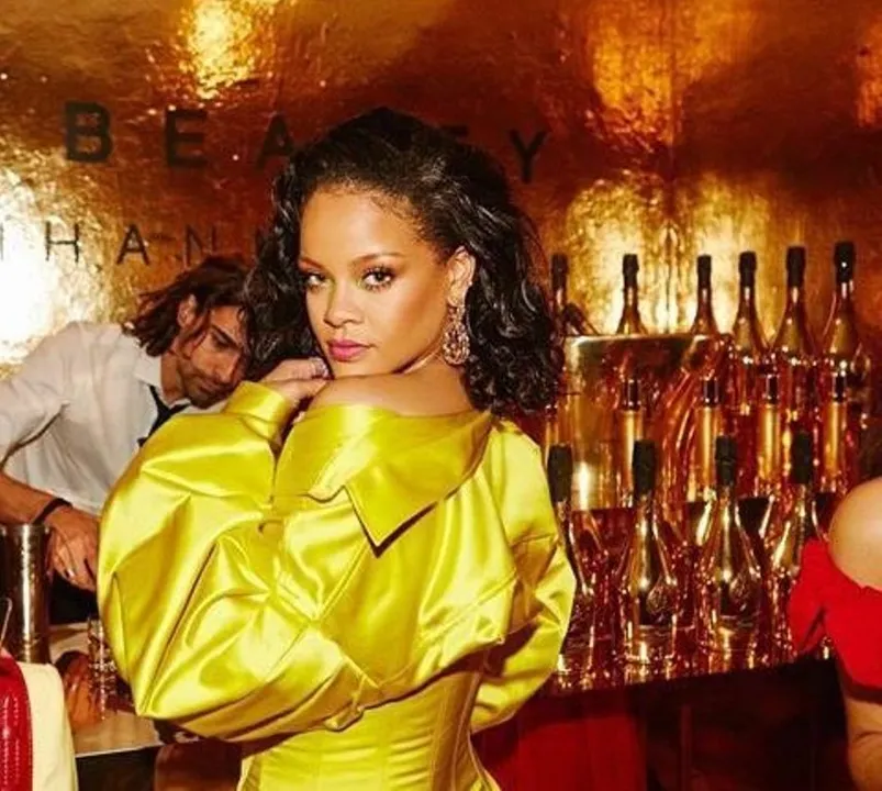  Rihanna's outfits reimagined as Indian snacks leave internet in splits