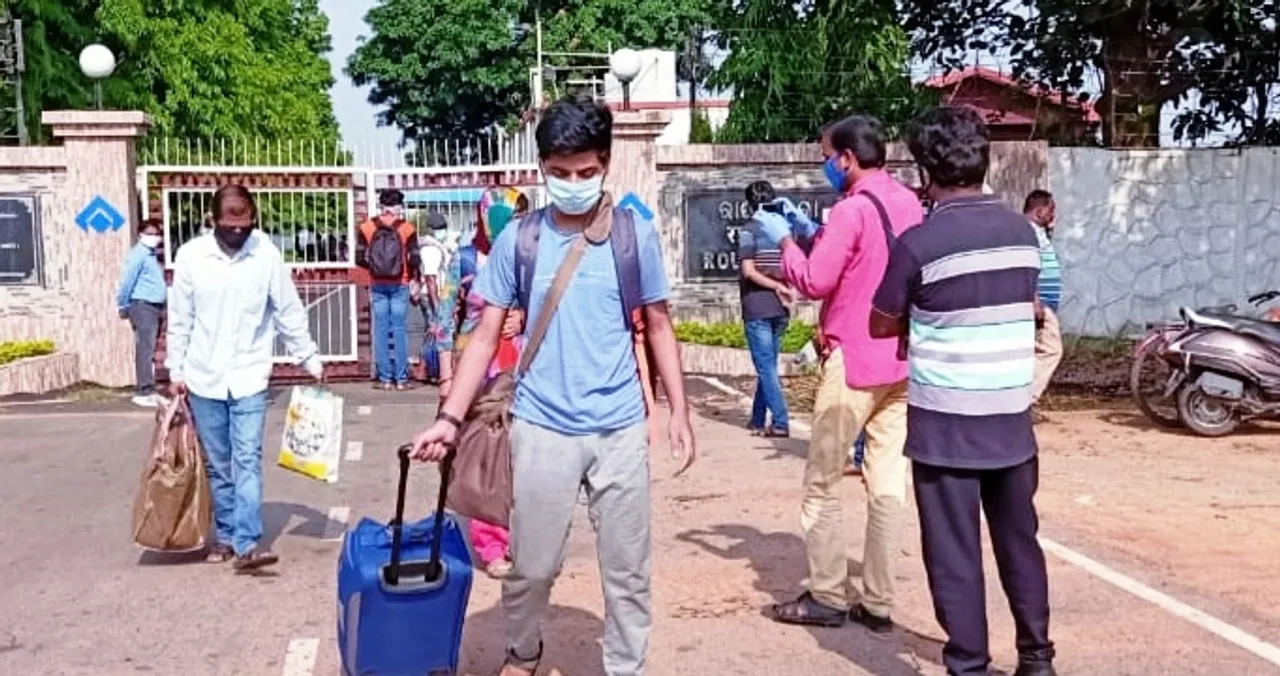  Over 100 stranded students reach Odisha's Rourkela from Kota