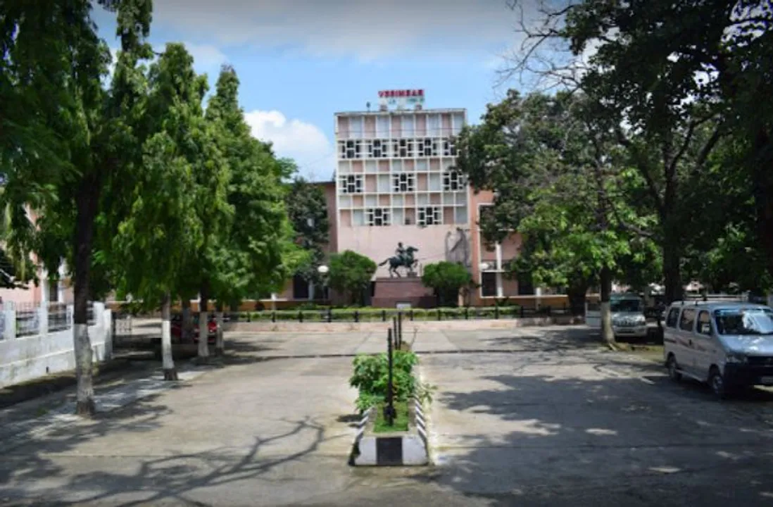 5 Doctors, 10 nurses of VIMSAR sent on quarantine in Odisha