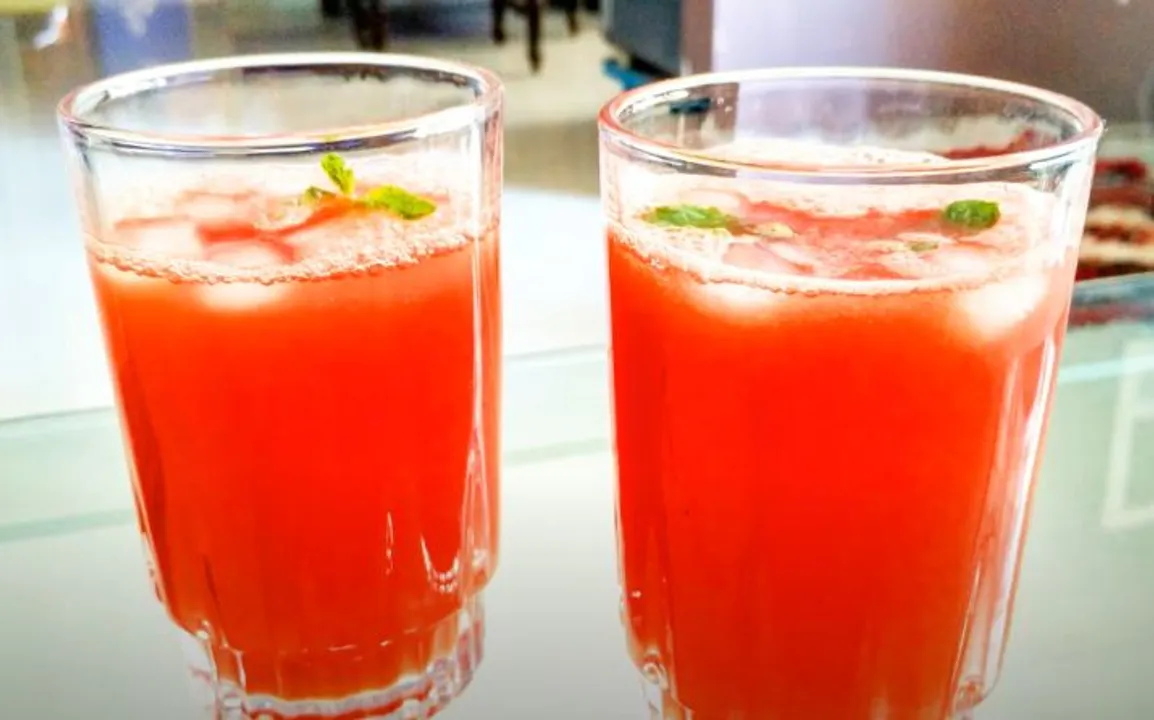  Drinking fruit juice can have long term dietary benefits