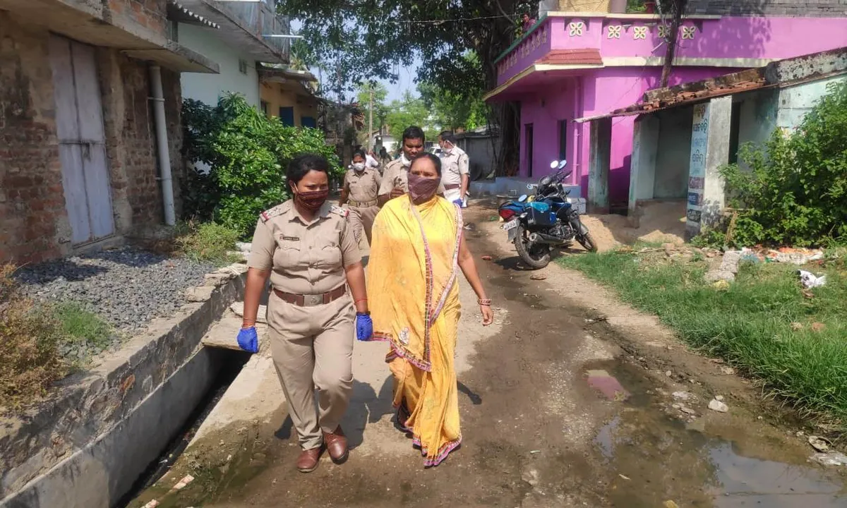  Woman kingpin of sex racket among six held in Odisha’s Sambalpur